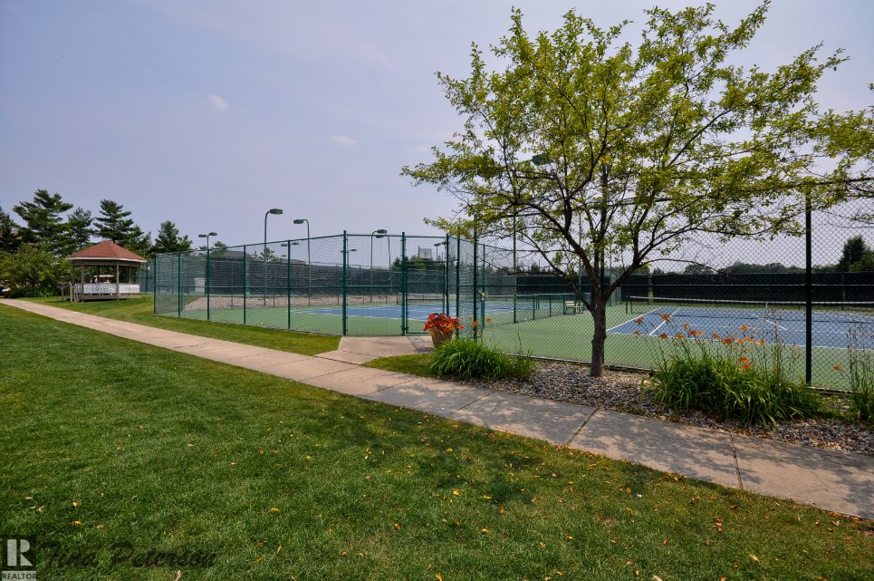 Oak Pointe Tennis Courts