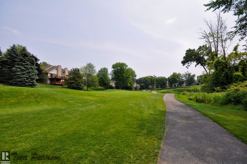 Oak Pointe Golf Cart Driving Range