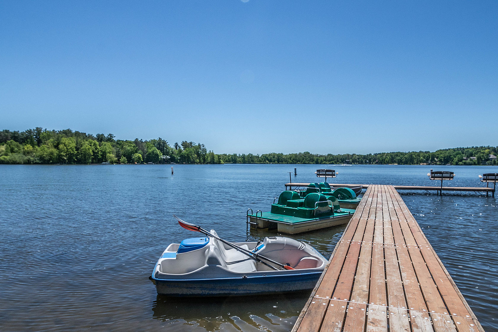 Pine Creek residents enjoy lake docks and boating access