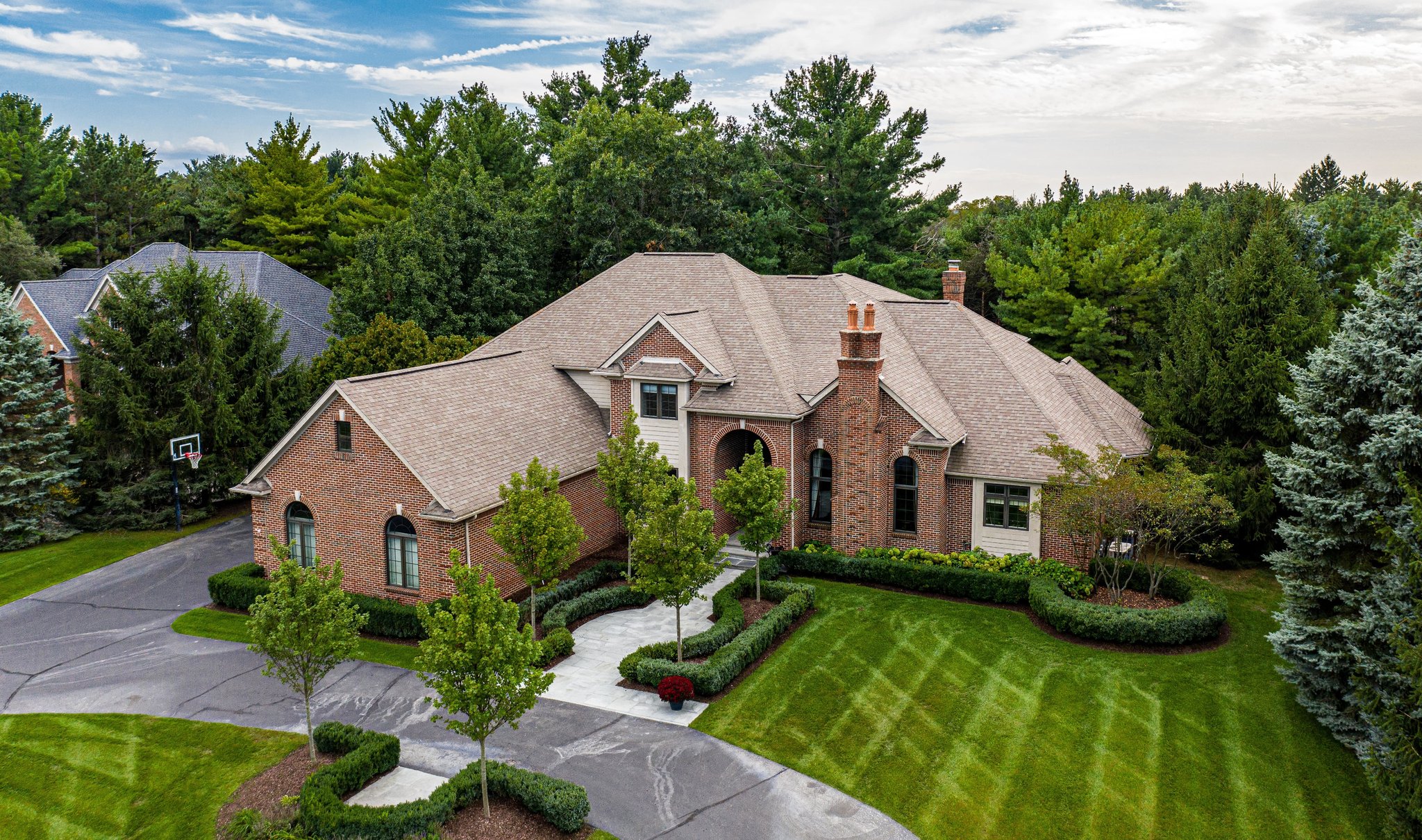 Beautiful brick built homes in Pine Creek, Brighton MI