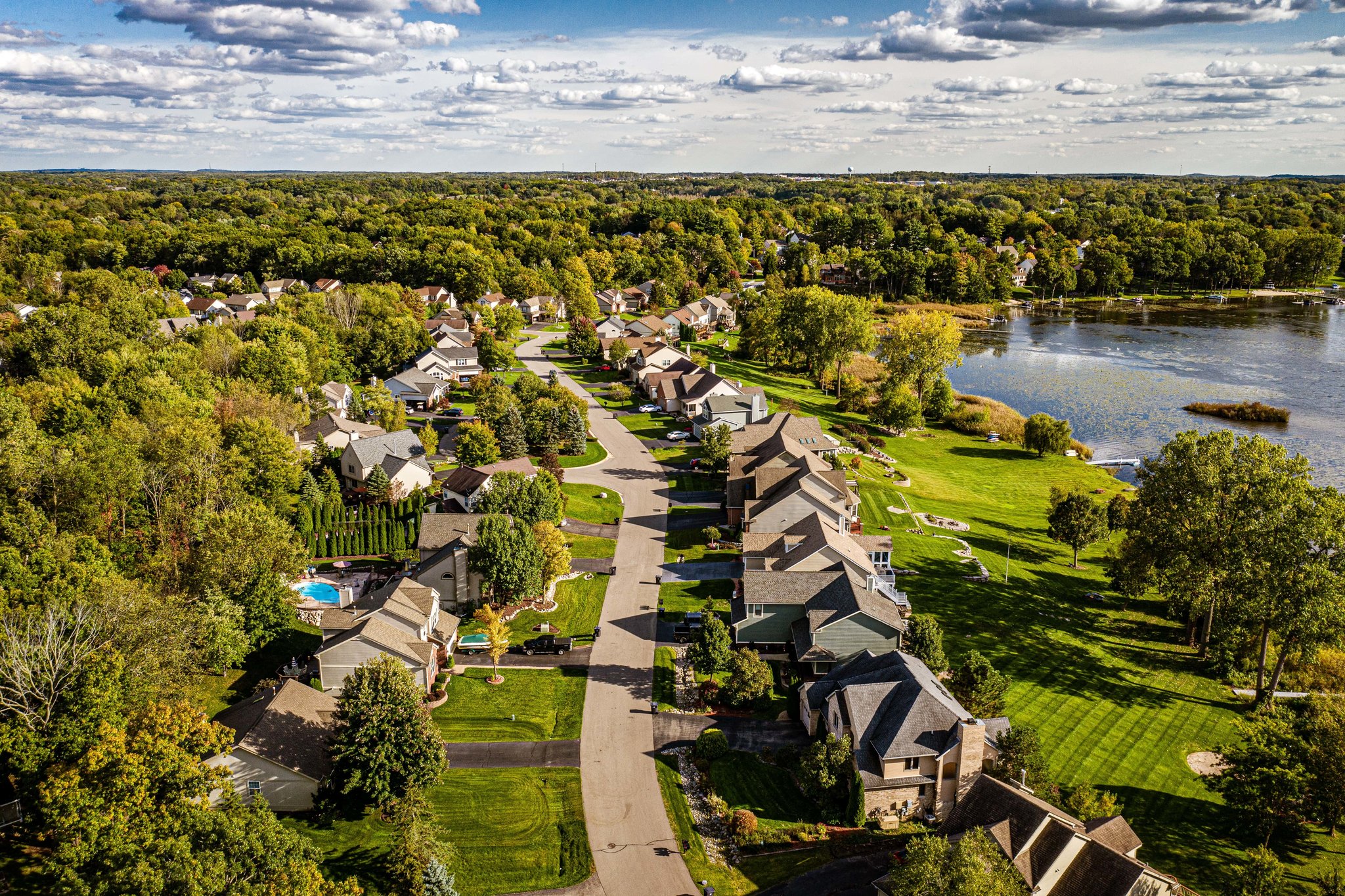 Aerial view of the family homes at Lakeshore Pointe