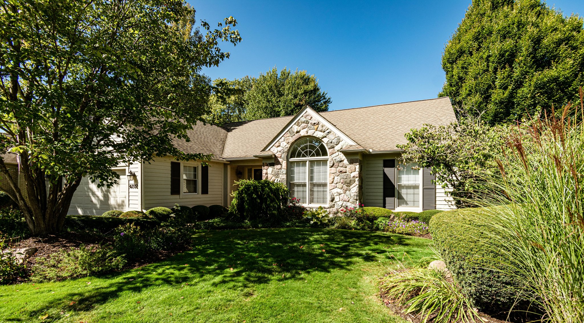 Ranch style home for sale in Oak Pointe